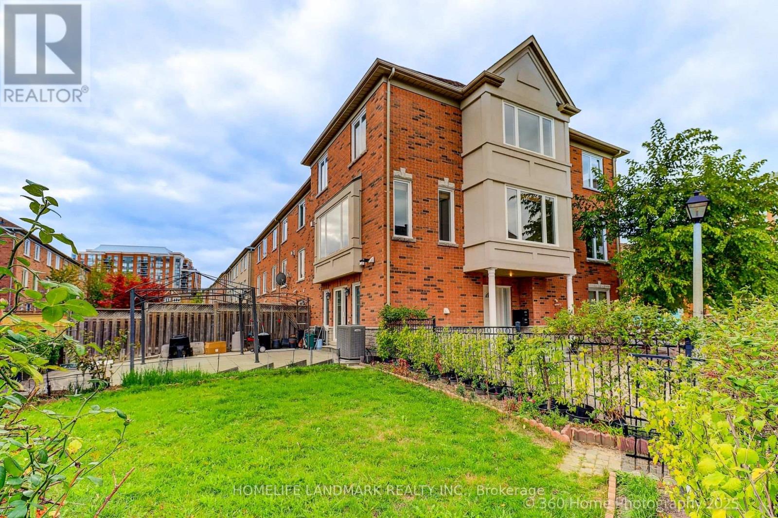 189 Leitchcroft Crescent, Markham, Ontario  L3T 7T5 - Photo 40 - N12467306