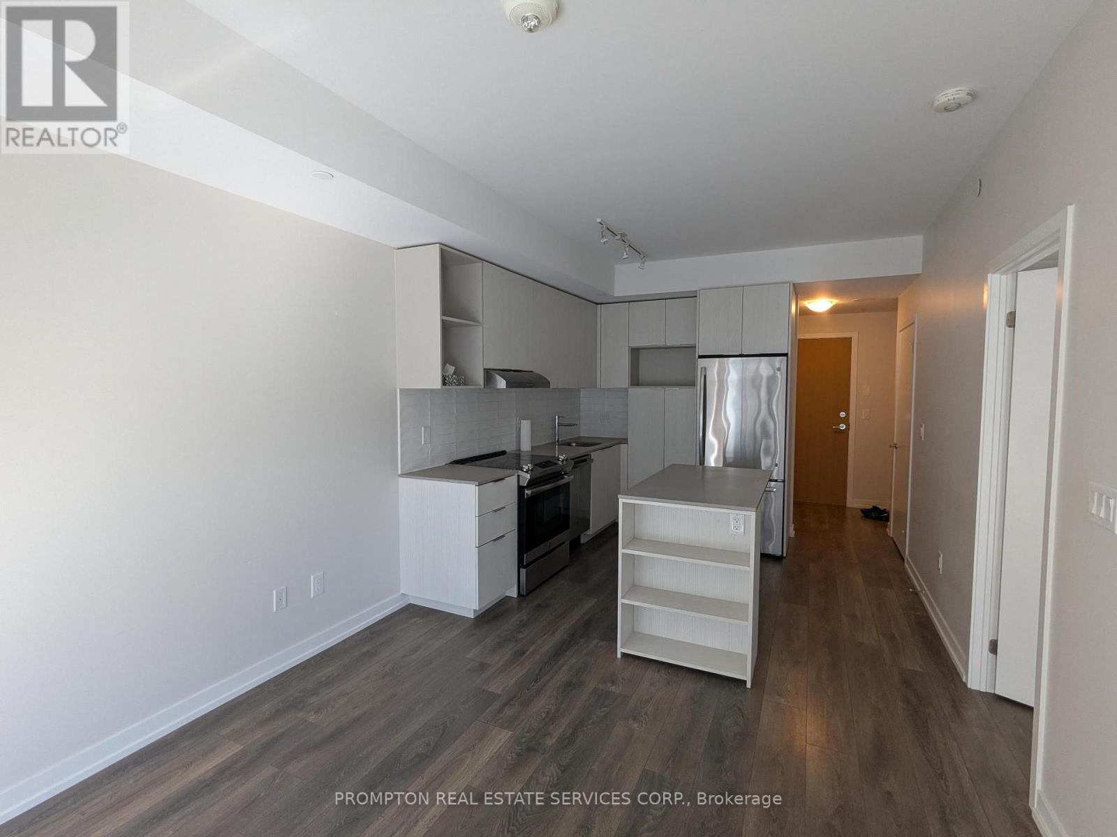 802 - 2520 Eglinton Avenue W, Mississauga, Ontario  L5M 0Y4 - Photo 6 - W12467293