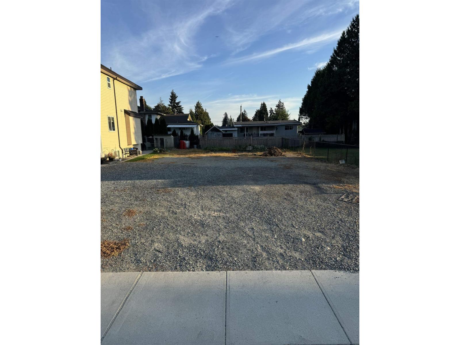 32340 Peardonville Road, Abbotsford, British Columbia  V2T 1M8 - Photo 2 - R3059336