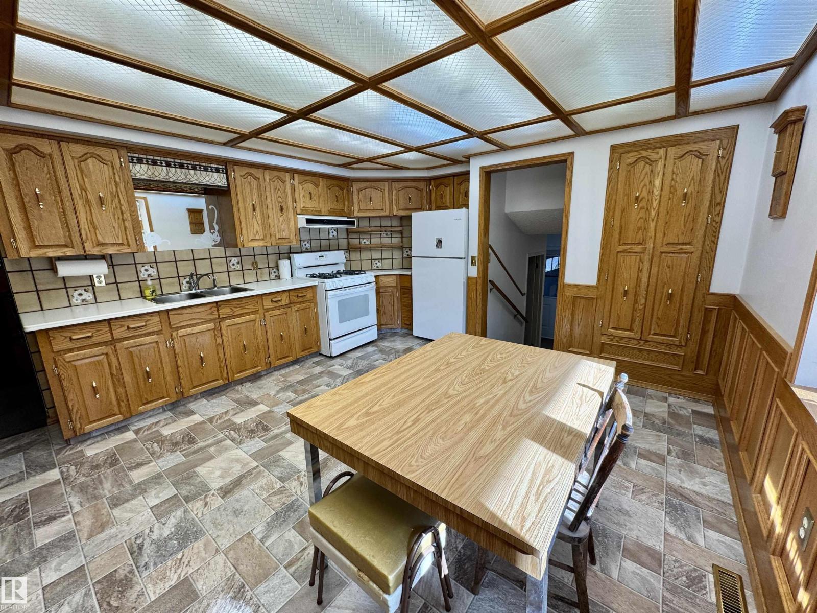 23205 Hwy 623, Rural Leduc County, Alberta  T4X 0Z1 - Photo 9 - E4462431