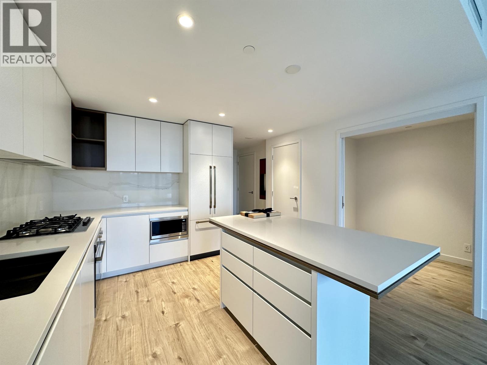 803 720 Farrow Street, Coquitlam, British Columbia  V3J 0P3 - Photo 4 - R3059448