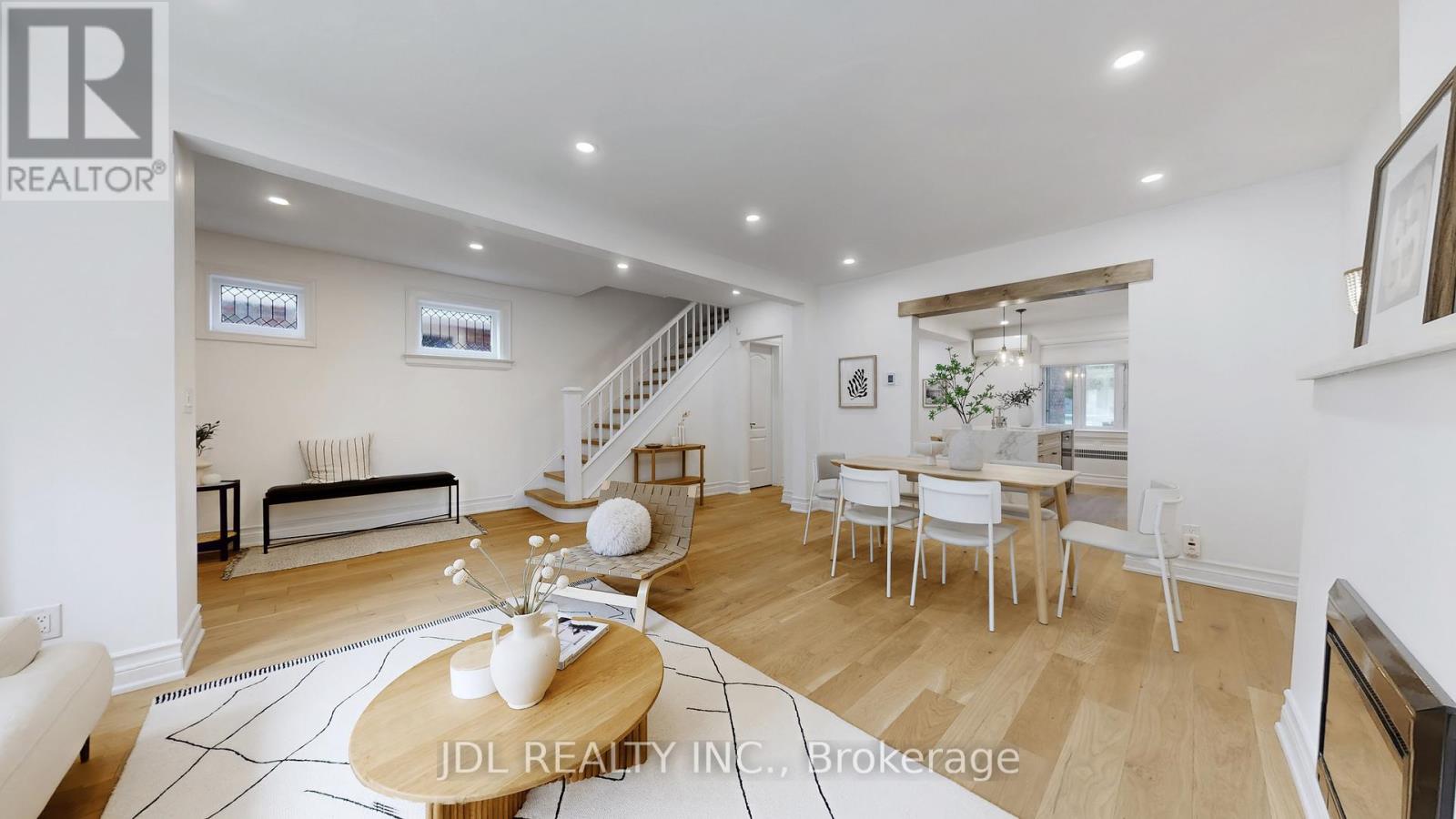 280 Fairlawn Avenue, Toronto, Ontario  M5M 1T1 - Photo 6 - C12467307