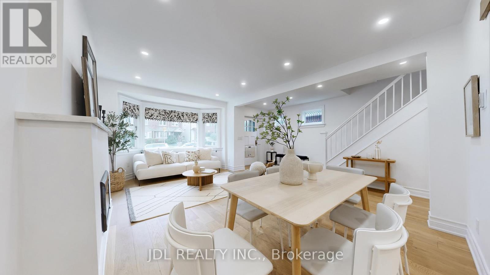 280 Fairlawn Avenue, Toronto, Ontario  M5M 1T1 - Photo 7 - C12467307