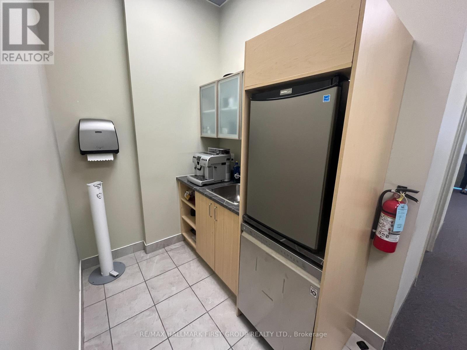 #5 - 1815 Ironstone Manor, Pickering, Ontario  L1W 3W9 - Photo 4 - E12467310