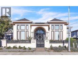 <div class="price">$3,699,000</div> 6031 Woodwards Road, Richmond<br><div style="margin-bottom:8px;"><small>Dexter Realty</small></div><div class='bed_bath'>6 Bed | 7 Bath</div>