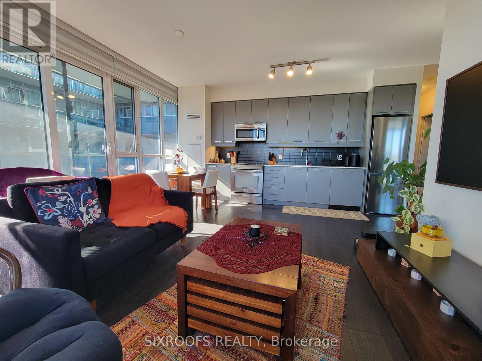 535 - 9471 Yonge Street, Richmond Hill, Ontario  L4C 1V4 - Photo 11 - N12467311