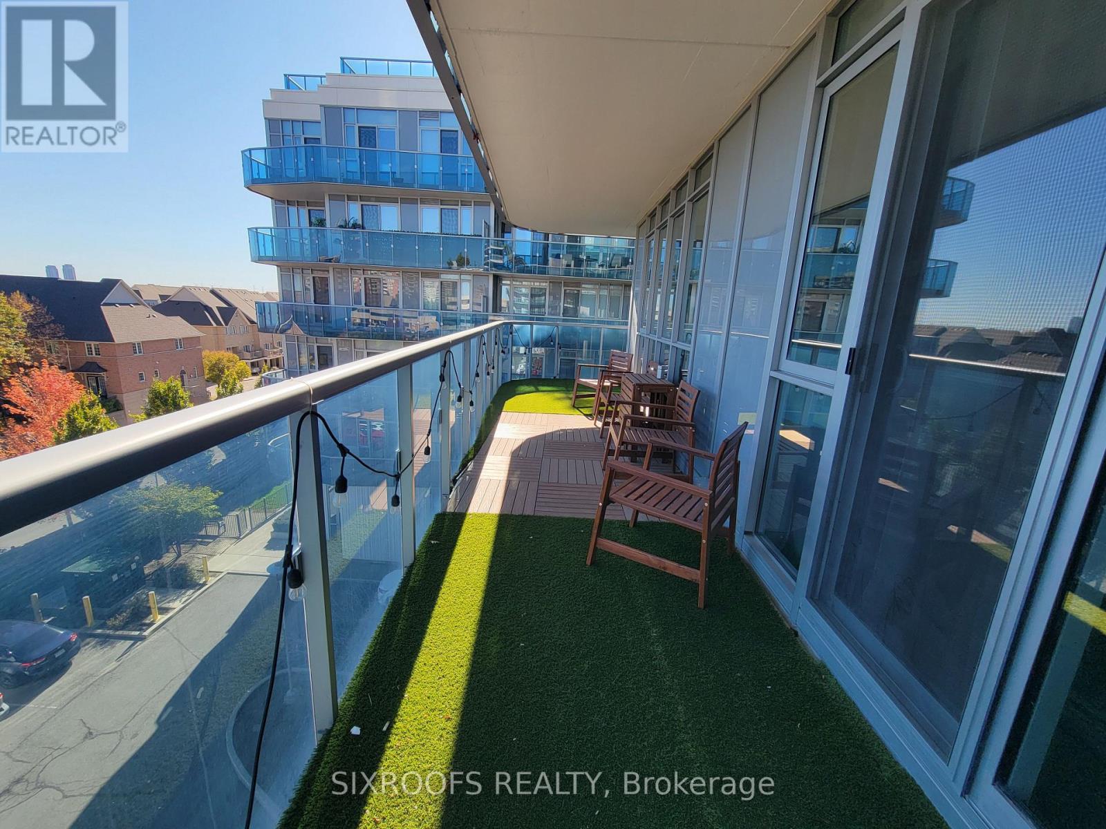 535 - 9471 Yonge Street, Richmond Hill, Ontario  L4C 1V4 - Photo 12 - N12467311