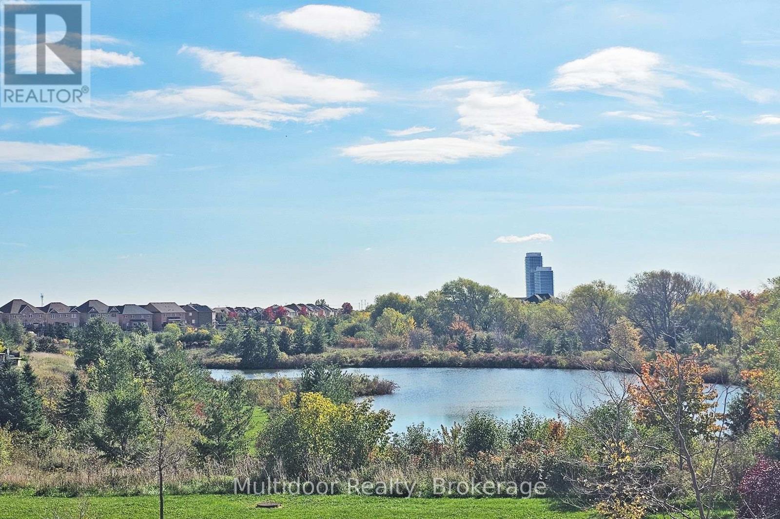 Upper - 132 Bellchase Trail, Brampton, Ontario  L6P 3N2 - Photo 17 - W12467315