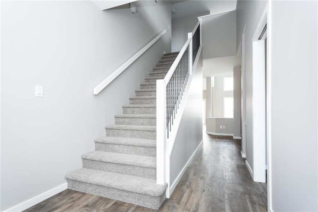 78 Springwater Road, Winnipeg, Manitoba  R3Y 0P3 - Photo 3 - 202526312