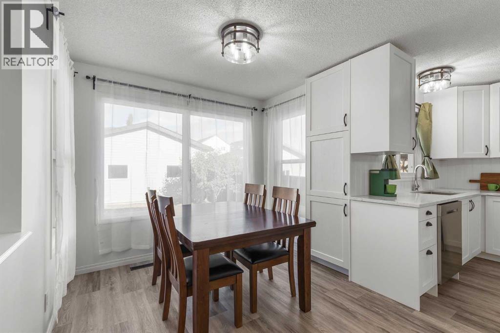 2348 Reunion Rise Nw, Airdrie, Alberta  T4B 0M5 - Photo 12 - A2264745