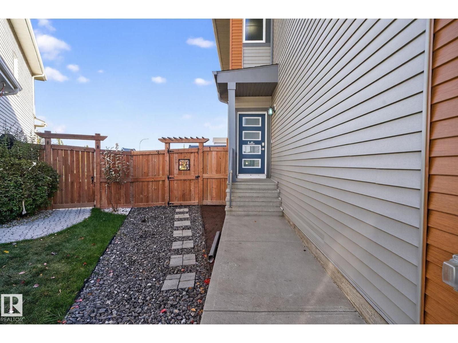 775 Berg Lo, Leduc, Alberta  T9E 1G8 - Photo 3 - E4462432