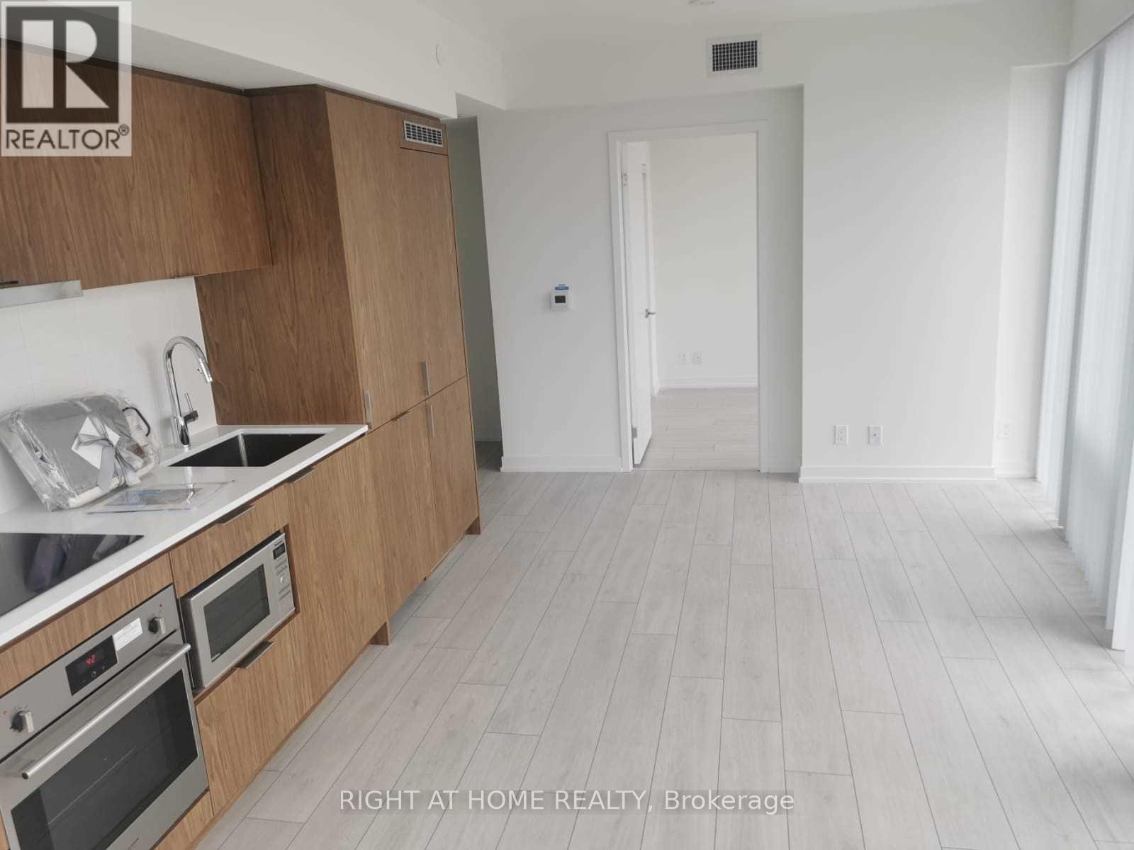Ph211 - 60 Shuter Street, Toronto, Ontario  M5B 1A8 - Photo 2 - C12467333