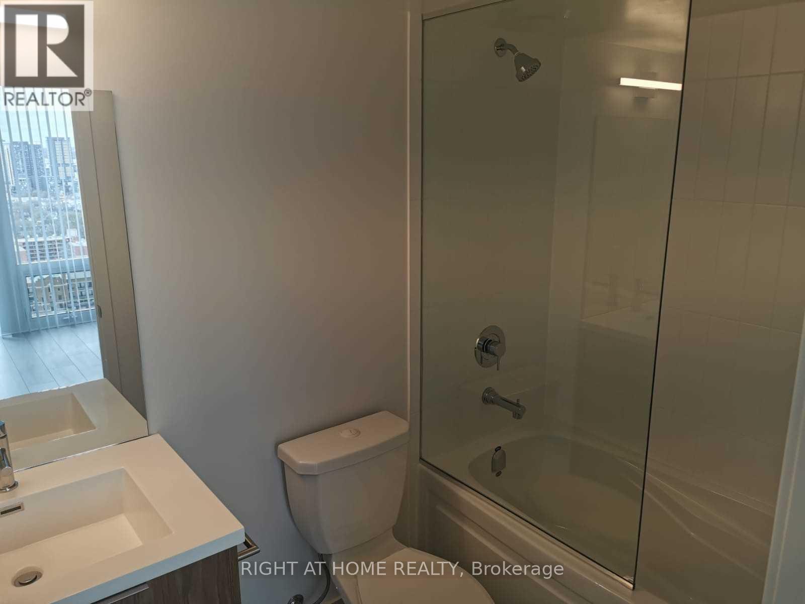Ph211 - 60 Shuter Street, Toronto, Ontario  M5B 1A8 - Photo 9 - C12467333
