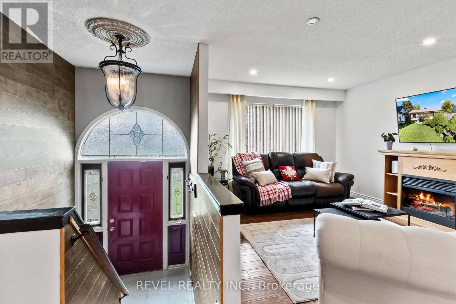 441 Crestwood Dr Drive N, Oshawa, Ontario  L1G 2R4 - Photo 4 - E12467358