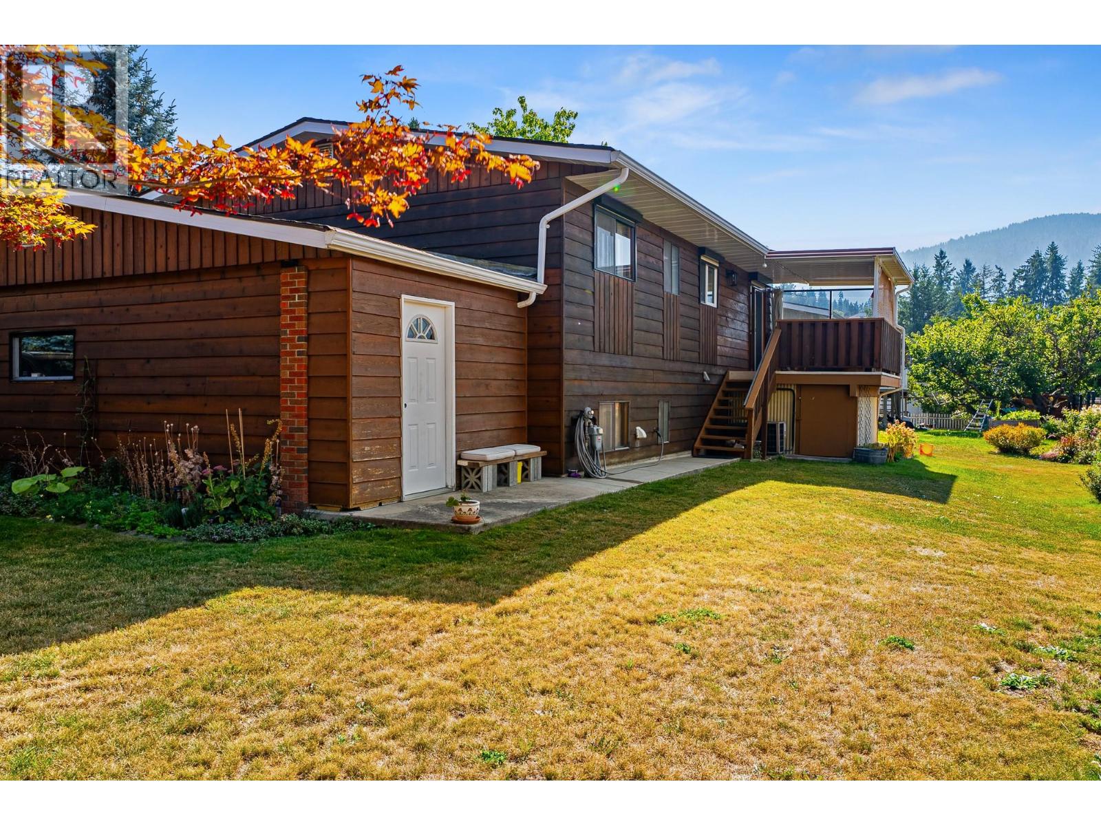 181 17 Street Ne, Salmon Arm, British Columbia  V1E 1P3 - Photo 8 - 10363302