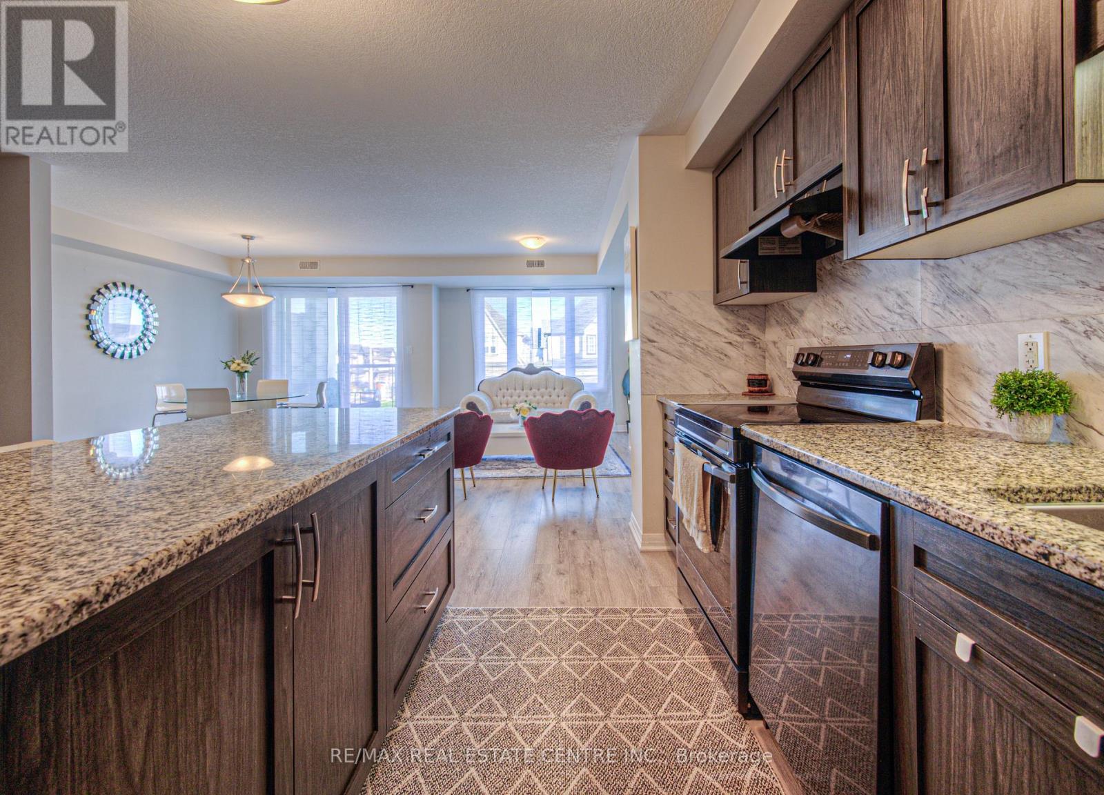 119 - 23 Valencia Avenue E, Kitchener, Ontario  N2R 0R7 - Photo 15 - X12467330