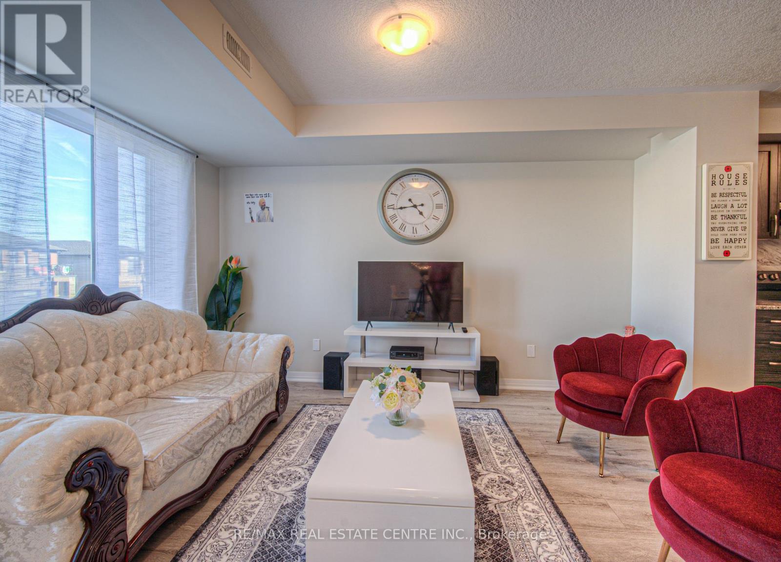 119 - 23 Valencia Avenue E, Kitchener, Ontario  N2R 0R7 - Photo 18 - X12467330