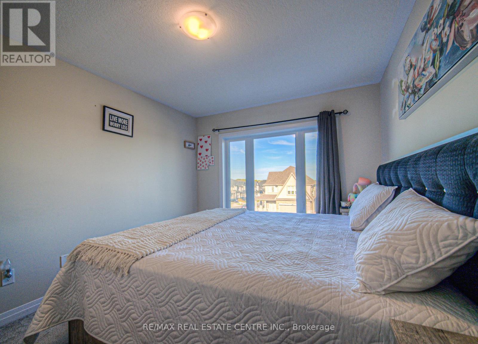 119 - 23 Valencia Avenue E, Kitchener, Ontario  N2R 0R7 - Photo 27 - X12467330