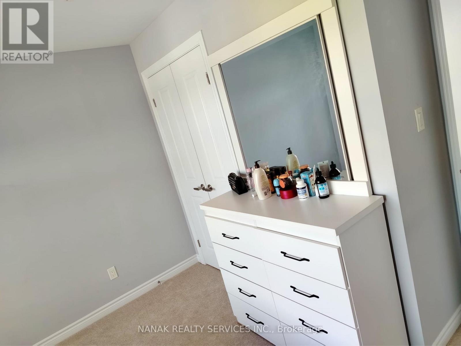 51 - 5672 Dorchester Road, Niagara Falls, Ontario  L2G 4Y8 - Photo 16 - X12467334