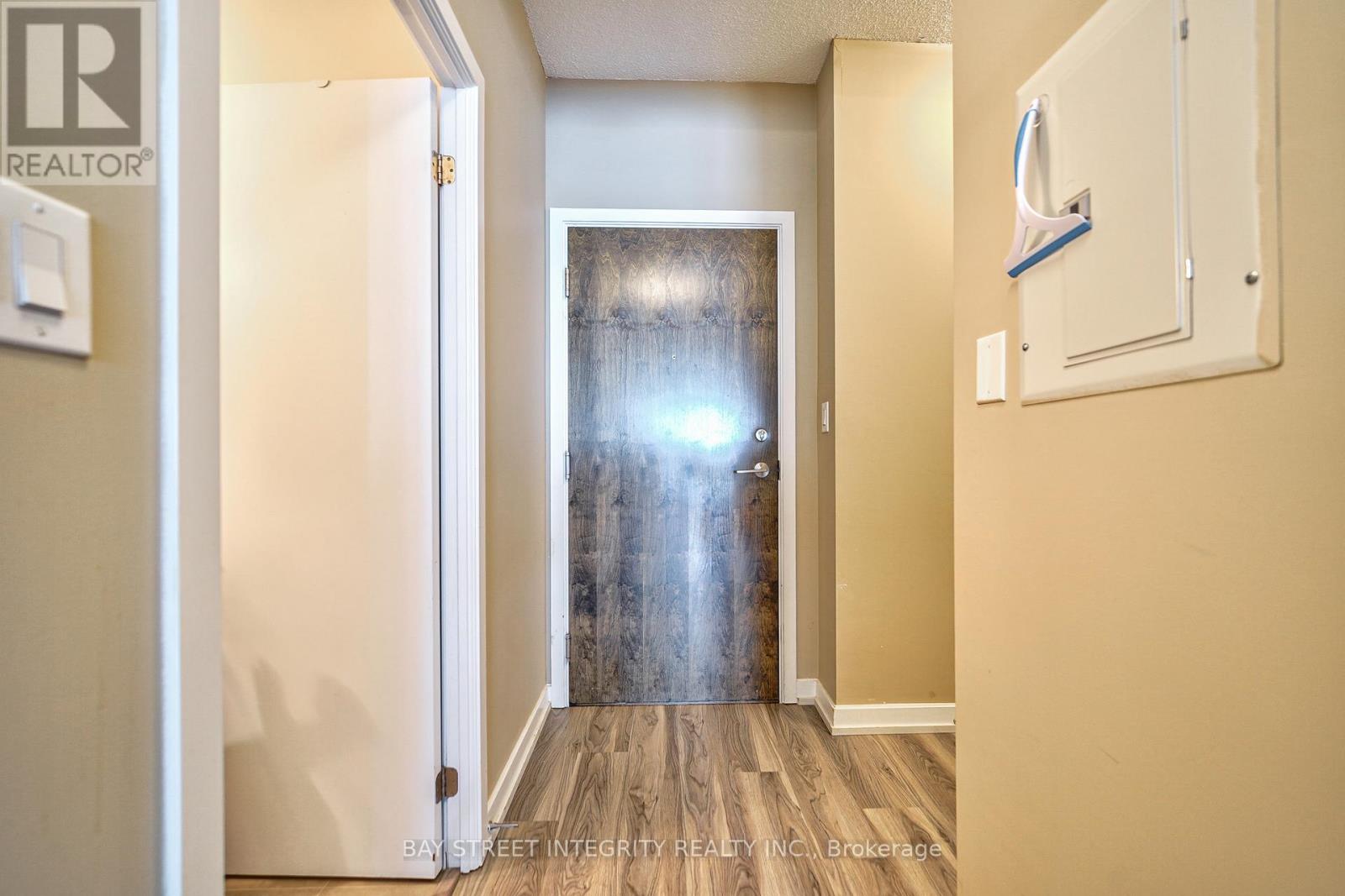 2609 - 33 Bay Street, Toronto, Ontario  M5J 2Z3 - Photo 3 - C12467344