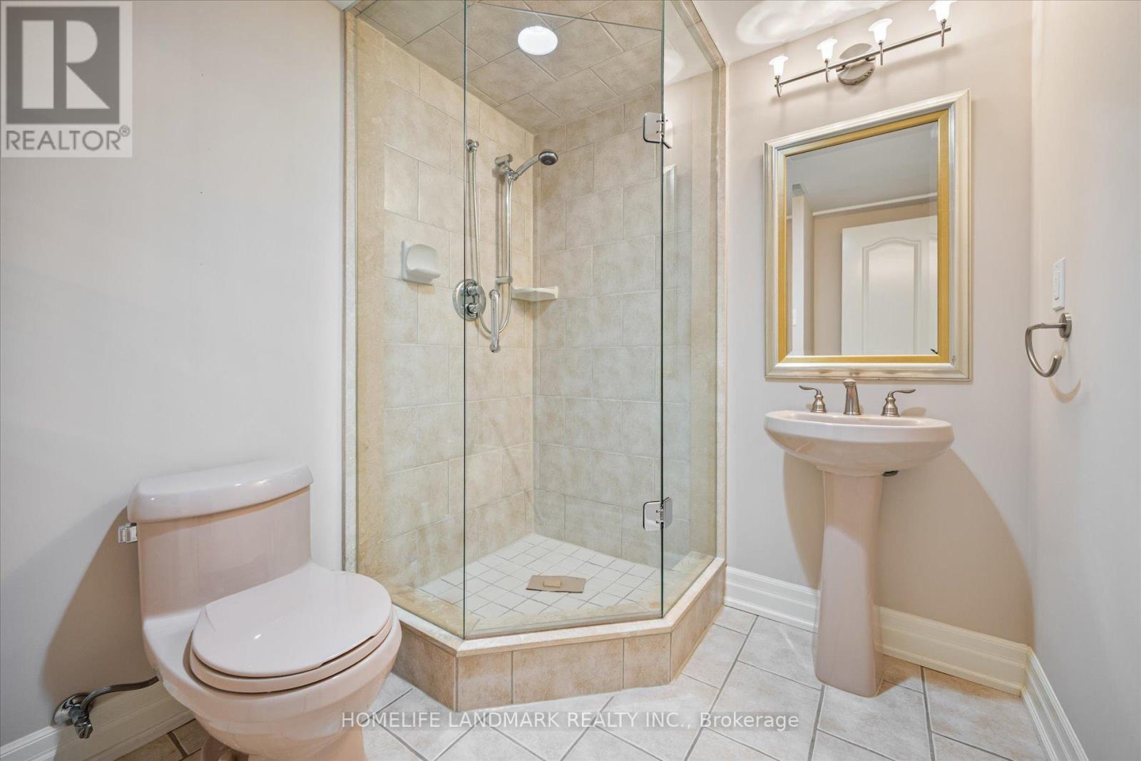 3 Old English Lane, Markham, Ontario  L3T 2T8 - Photo 36 - N12467360