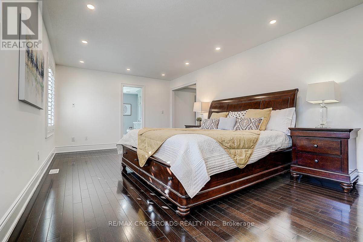 619 Fernbank Road, Newmarket, Ontario  L3X 3E4 - Photo 30 - N12467361