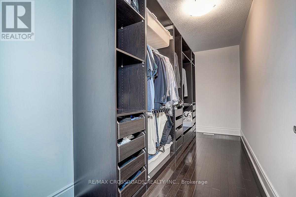 619 Fernbank Road, Newmarket, Ontario  L3X 3E4 - Photo 31 - N12467361
