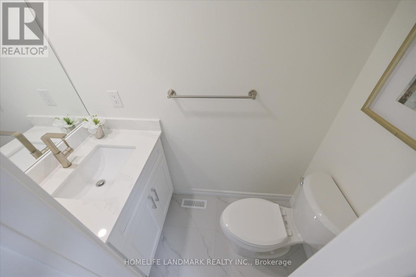 208 Woodhall Road, Markham, Ontario  L3S 1N3 - Photo 15 - N12467366