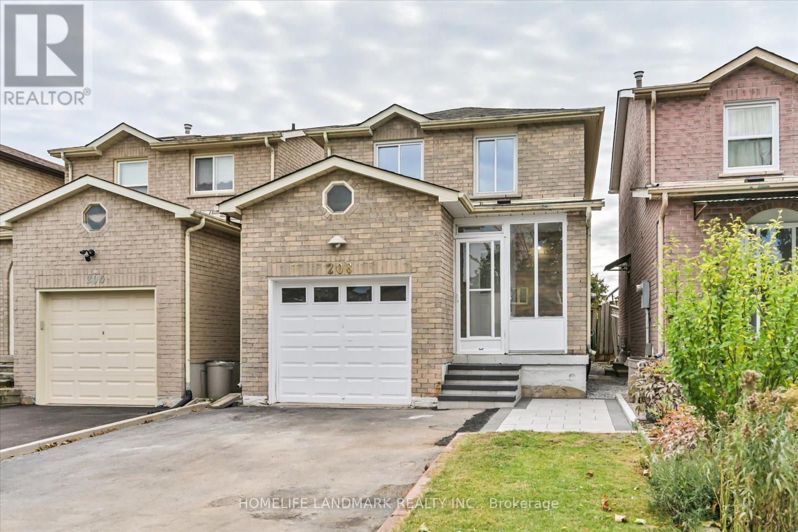208 Woodhall Road, Markham, Ontario  L3S 1N3 - Photo 3 - N12467366