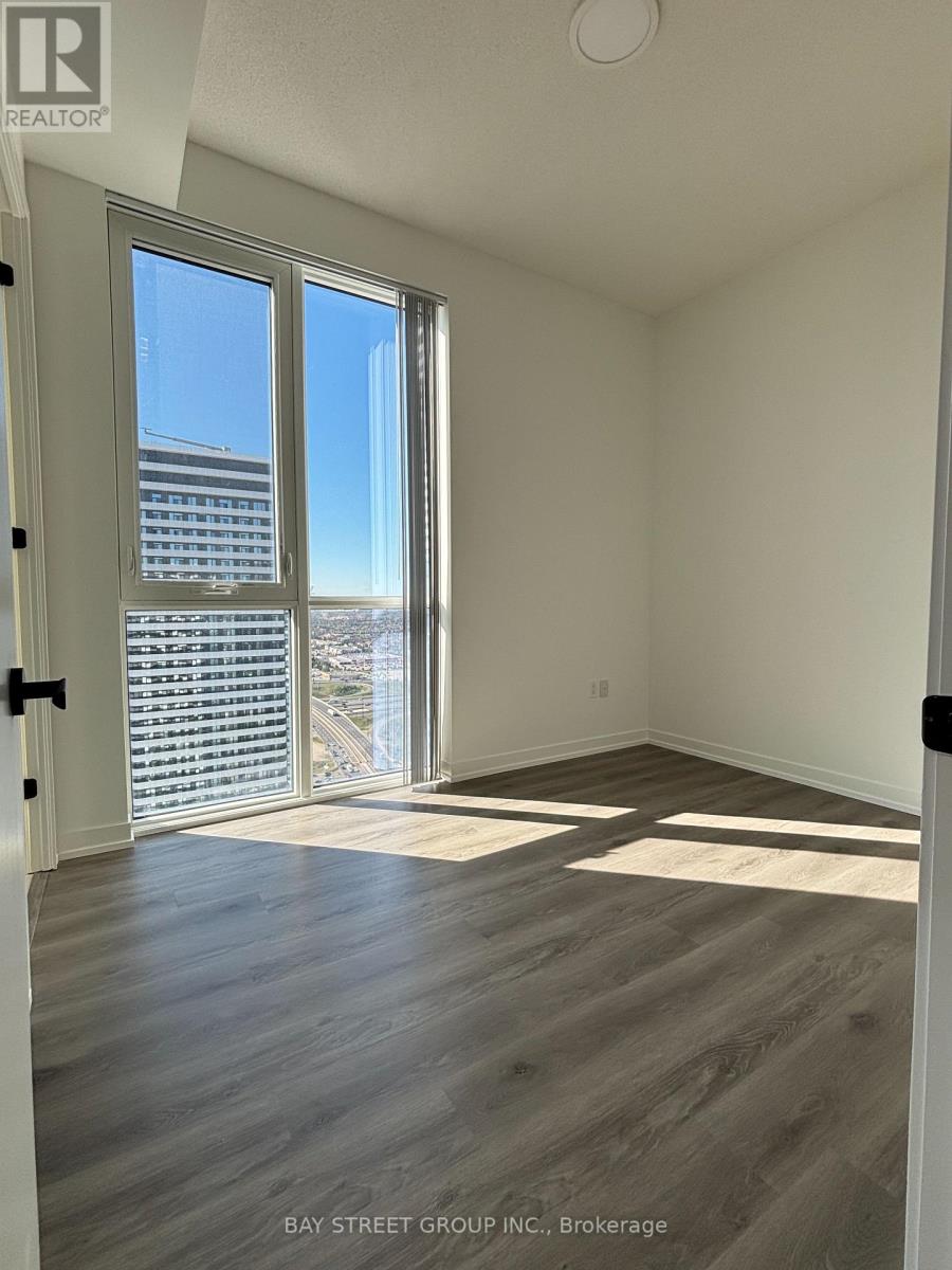 4612 - 28 Interchange Way, Vaughan, Ontario  L4K 0P8 - Photo 18 - N12467368