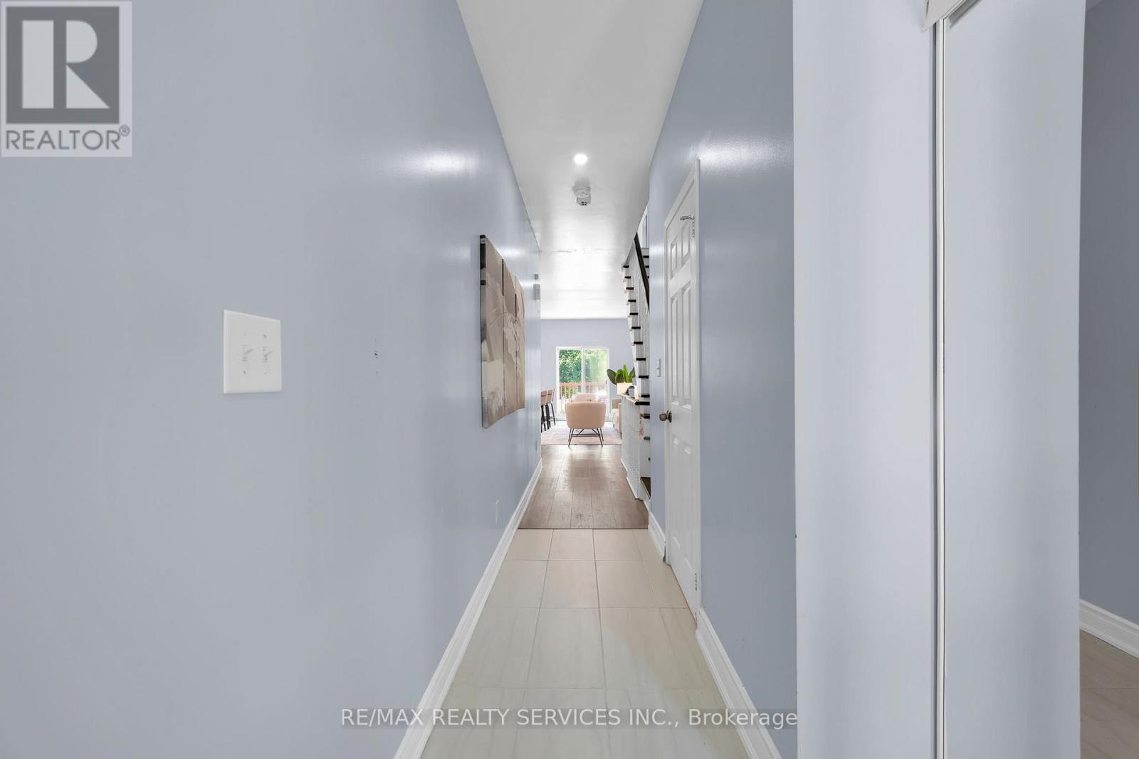 45 - 3059 Finch Avenue W, Toronto, Ontario  M9M 0A7 - Photo 5 - W12467349