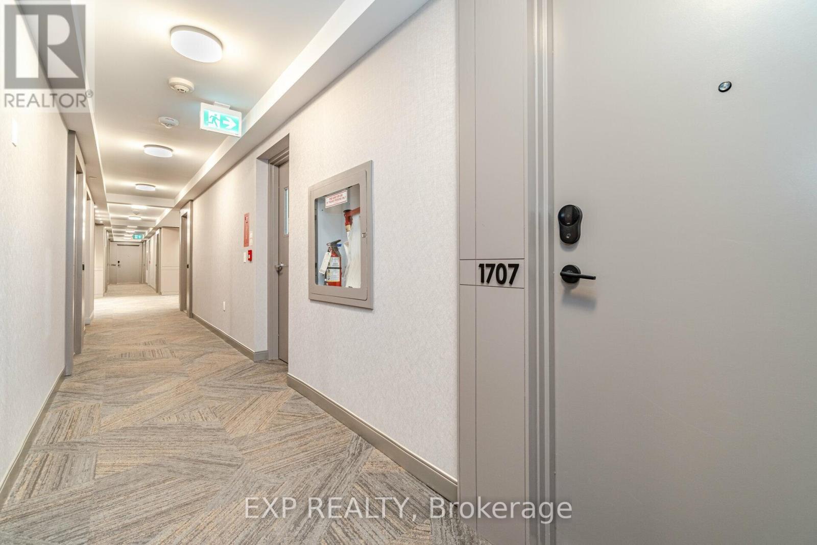 1707 - 4675 Metcalfe Avenue, Mississauga, Ontario  L5M 0Z7 - Photo 8 - W12467363