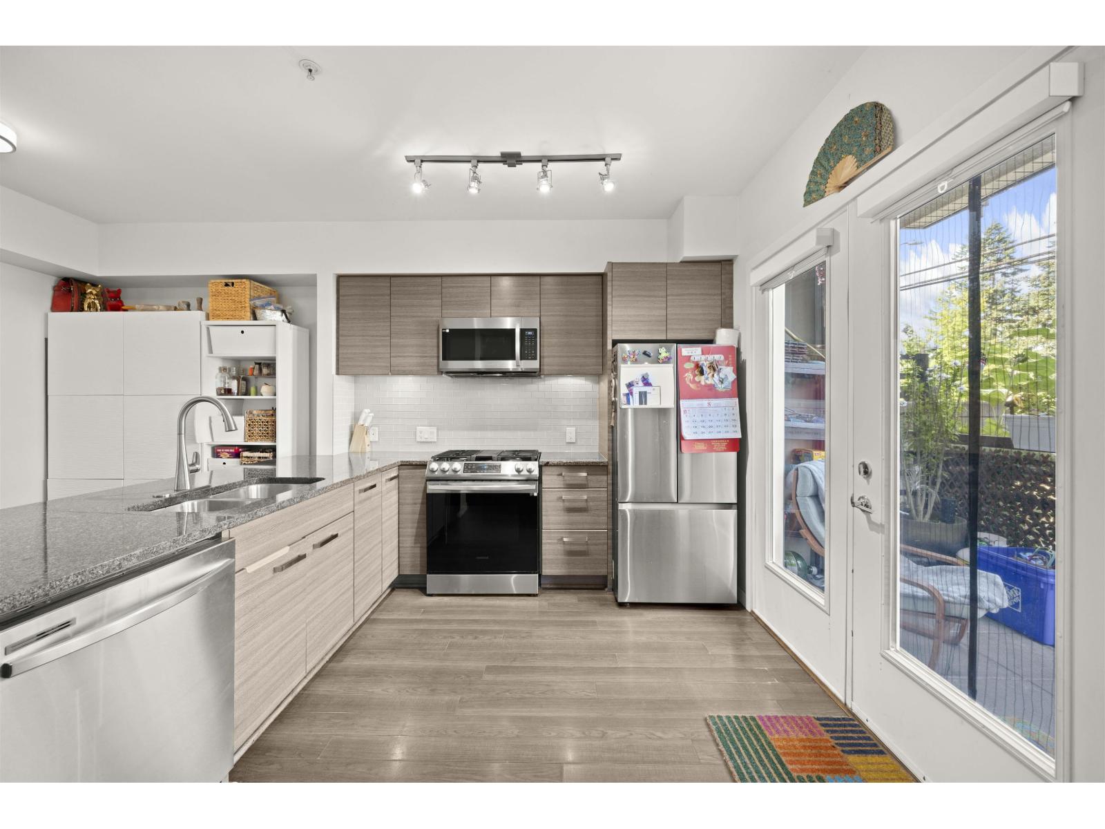 125 13228 Old Yale Road, Surrey, British Columbia  V3T 0K3 - Photo 4 - R3059459