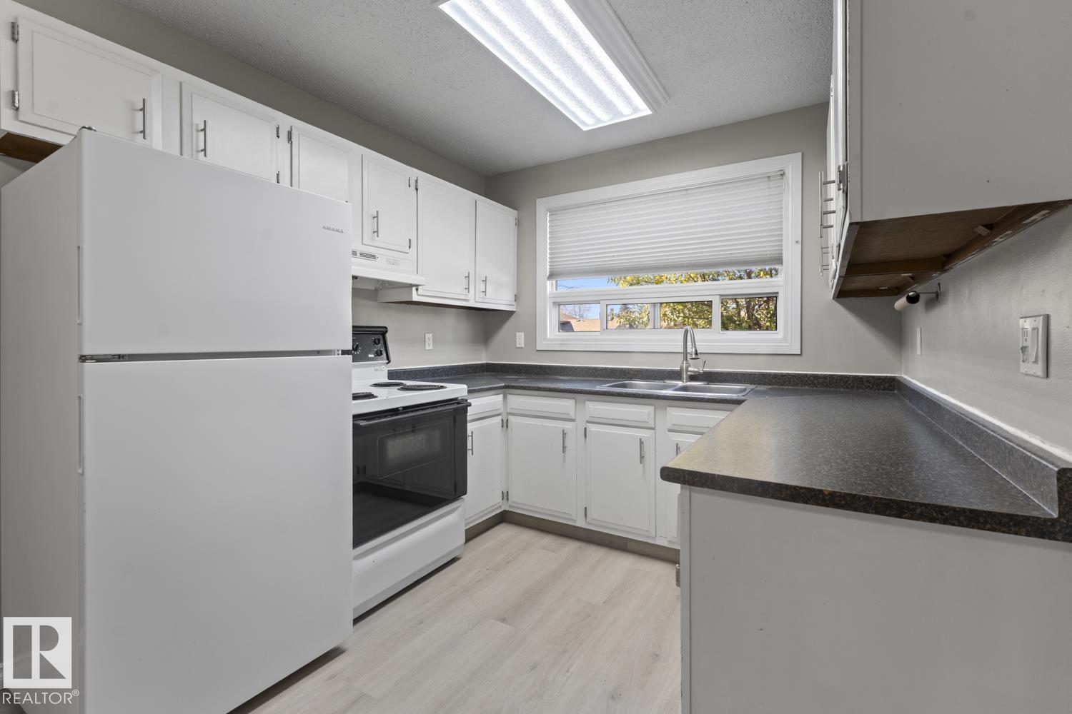 303 19 St, Cold Lake, Alberta  T9M 1B7 - Photo 6 - E4460277