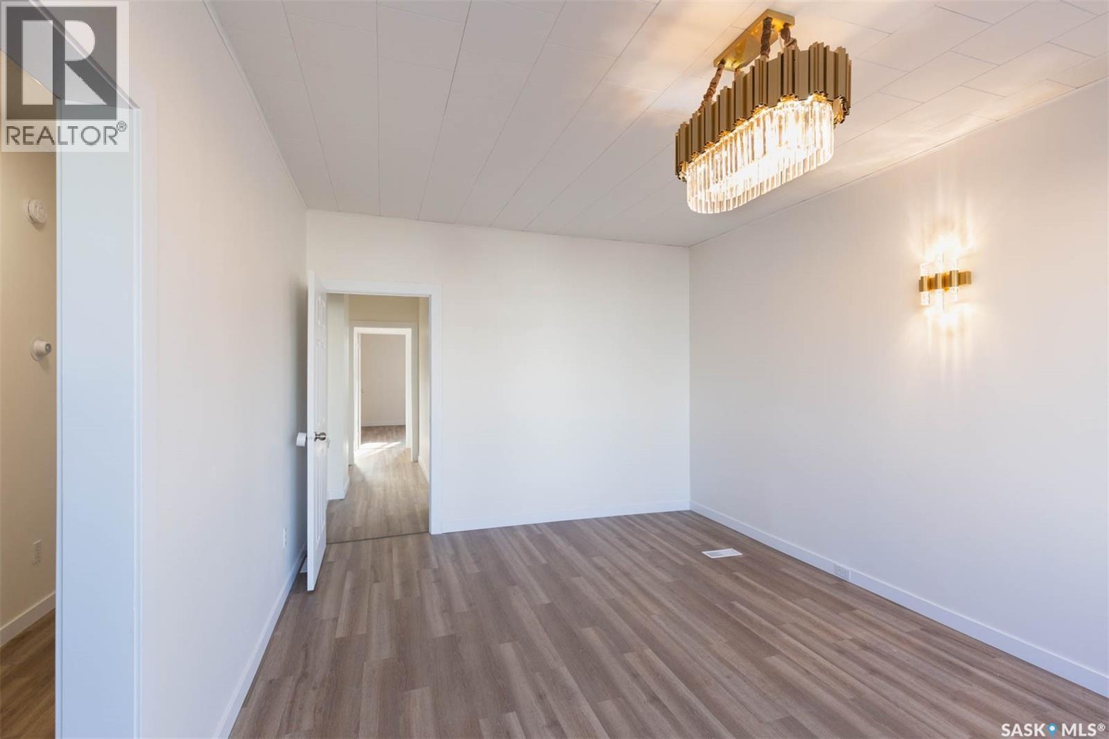 375 Fairford Street W, Moose Jaw, Saskatchewan  S6H 1V8 - Photo 4 - SK020913