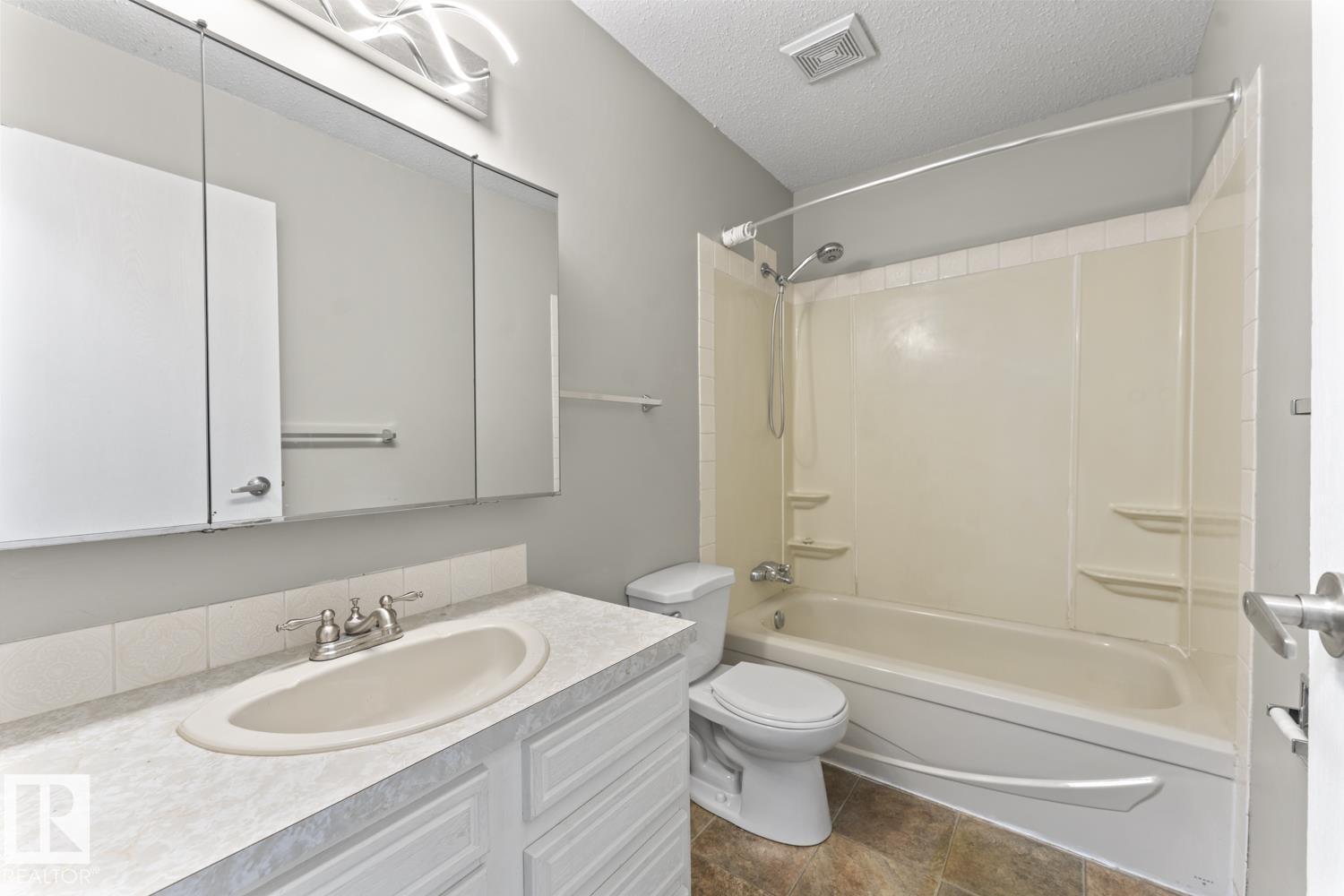 303 19 St, Cold Lake, Alberta  T9M 1B7 - Photo 11 - E4460277