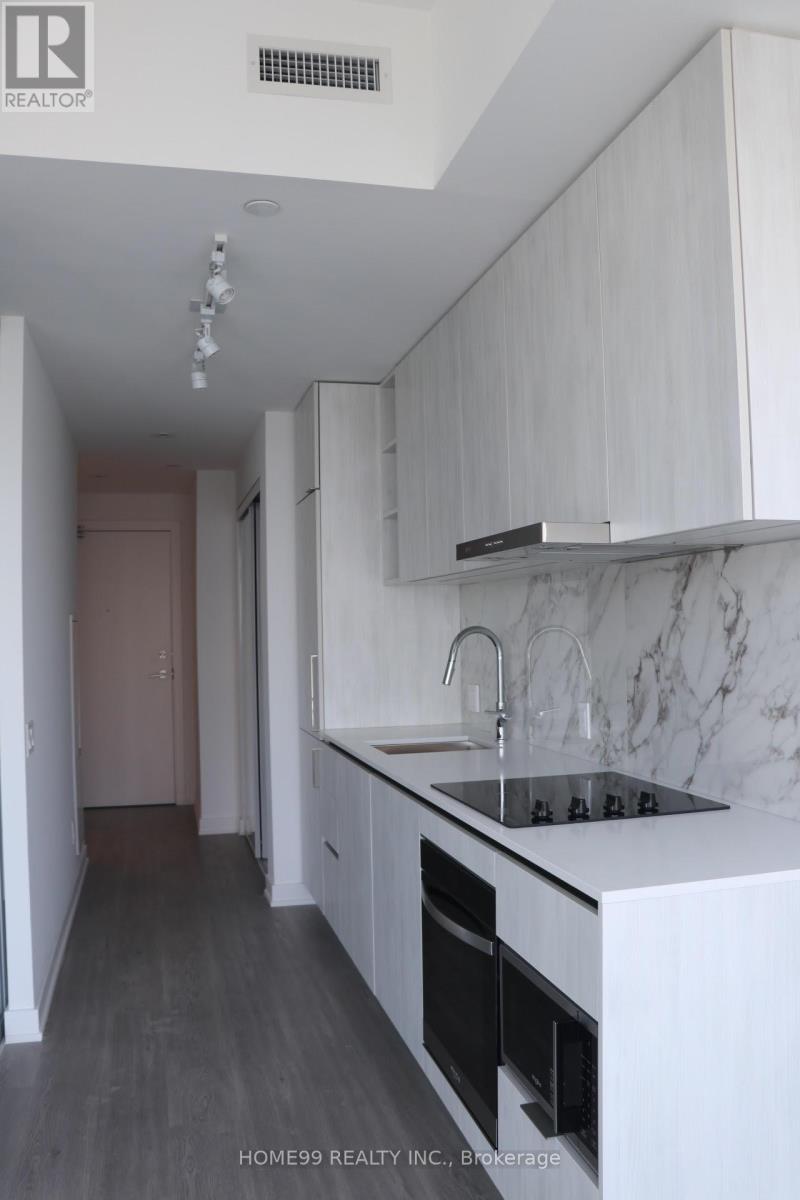 5906 - 8 Wellesley Street W, Toronto, Ontario  M4Y 0J5 - Photo 3 - C12467380