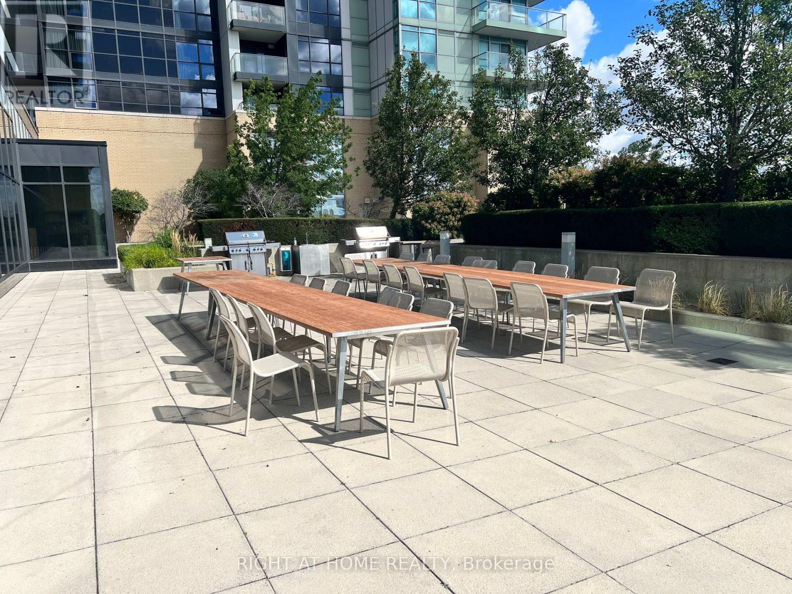 2101 - 33 Singer Court, Toronto, Ontario  M2K 0B4 - Photo 19 - C12467382