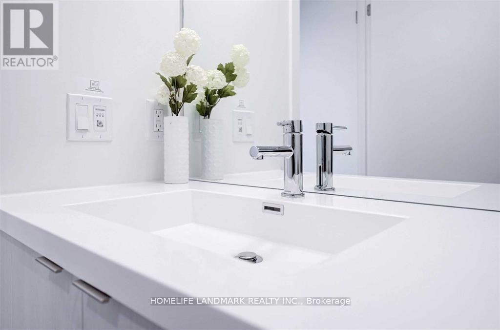2706 - 138 Downes Street, Toronto, Ontario  M5E 0E4 - Photo 20 - C12467387