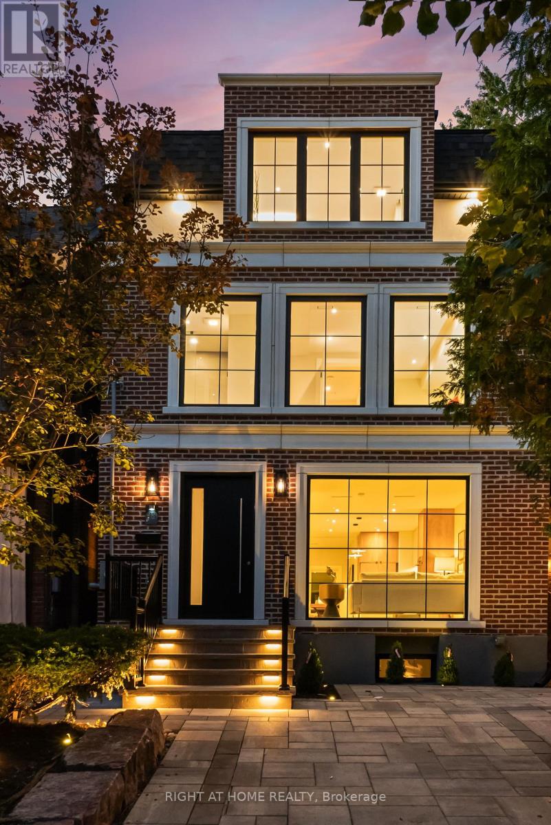 98 Dixon Avenue, Toronto, Ontario  M4L 1N7 - Photo 2 - E12467383