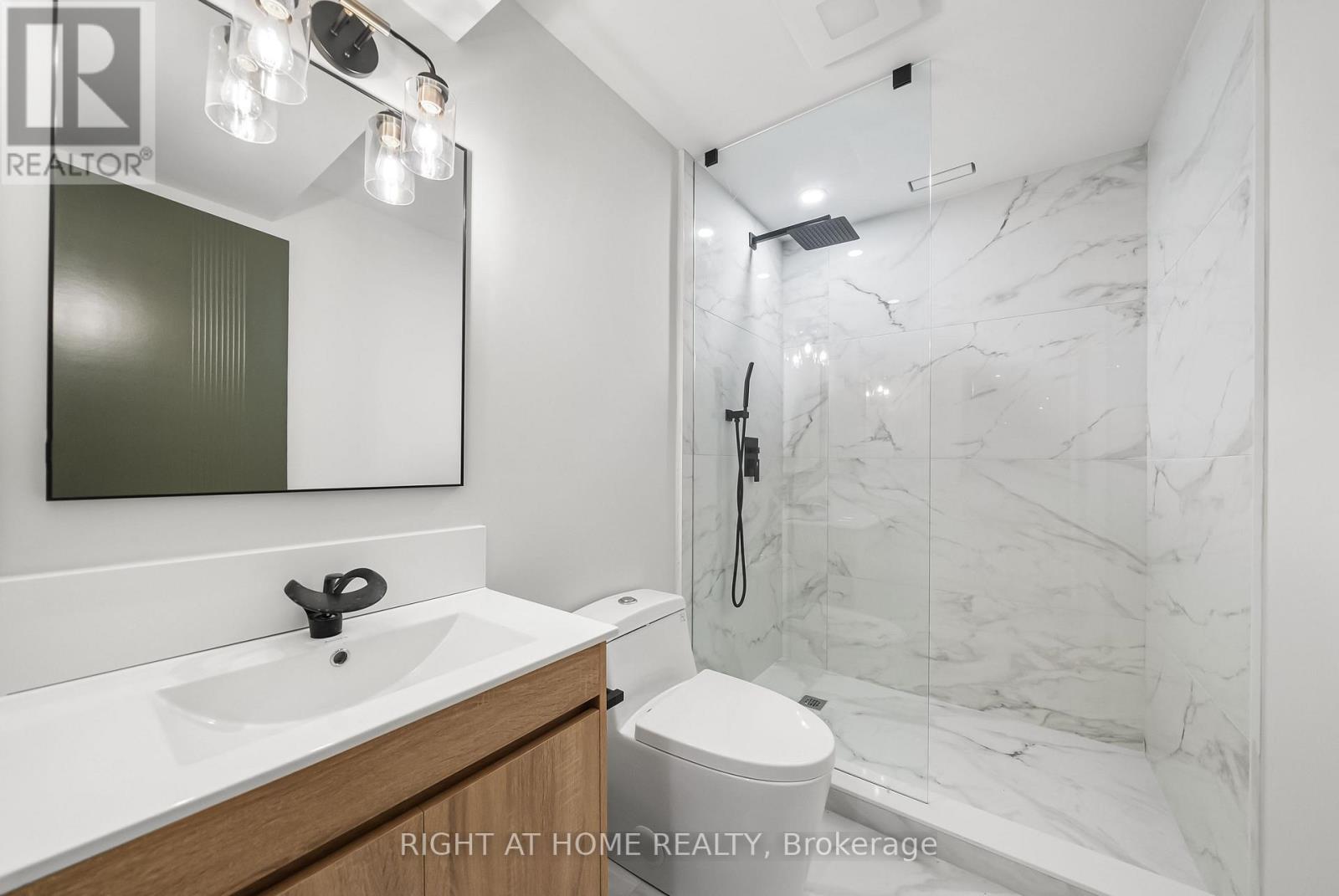 98 Dixon Avenue, Toronto, Ontario  M4L 1N7 - Photo 36 - E12467383