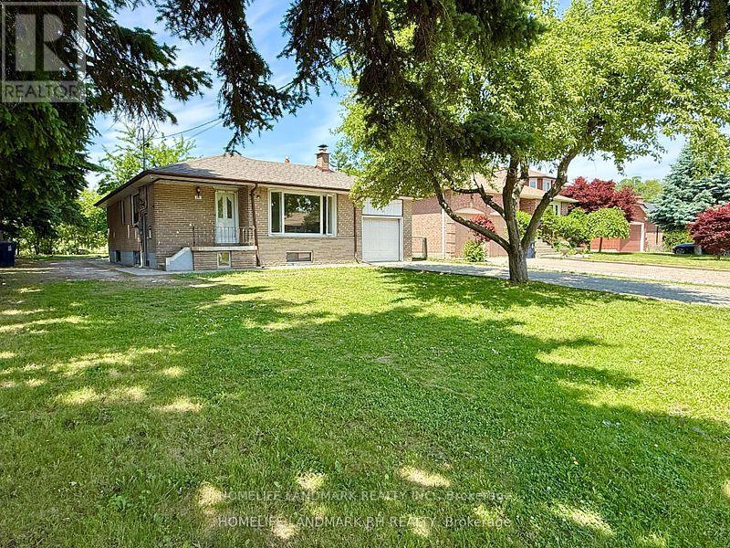 38 Aragon Avenue, Toronto, Ontario  M1T 1X8 - Photo 4 - E12467388