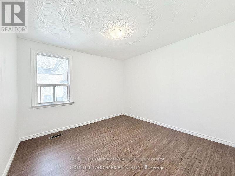 38 Aragon Avenue, Toronto, Ontario  M1T 1X8 - Photo 8 - E12467388