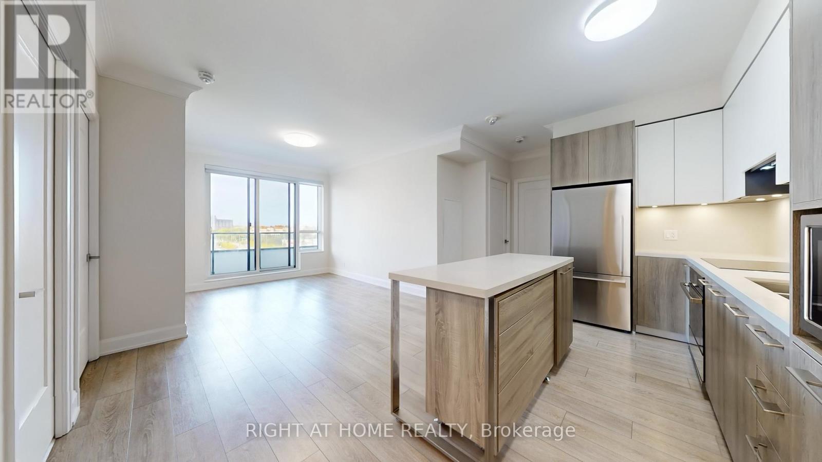 807 - 38 Water Walk Drive, Markham, Ontario  L3R 6M8 - Photo 12 - N12467385