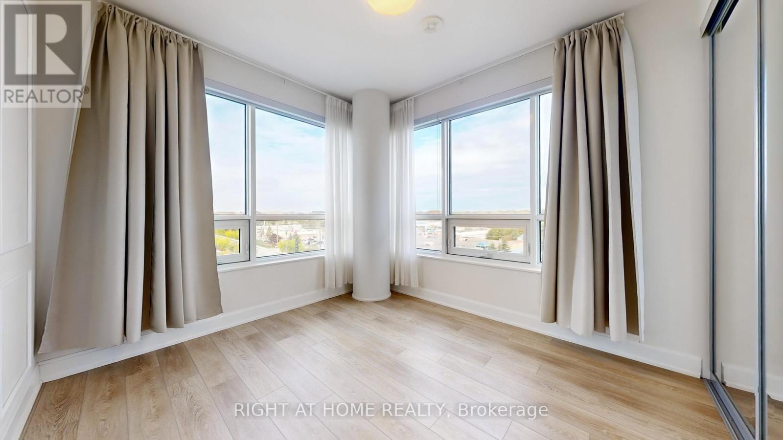 807 - 38 Water Walk Drive, Markham, Ontario  L3R 6M8 - Photo 15 - N12467385