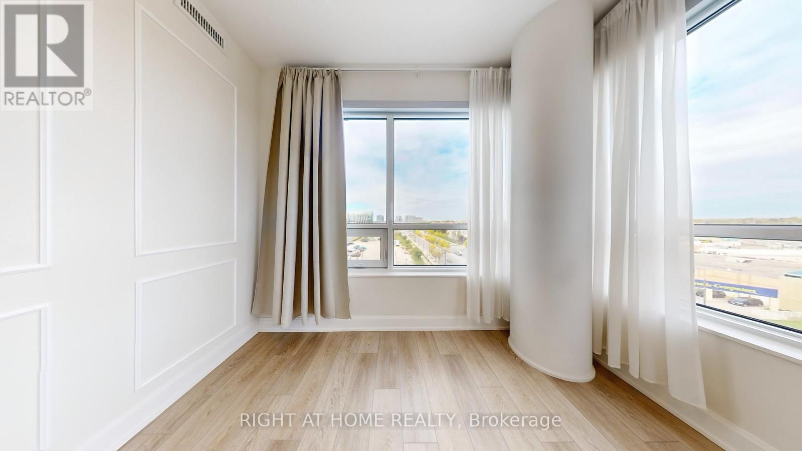 807 - 38 Water Walk Drive, Markham, Ontario  L3R 6M8 - Photo 16 - N12467385