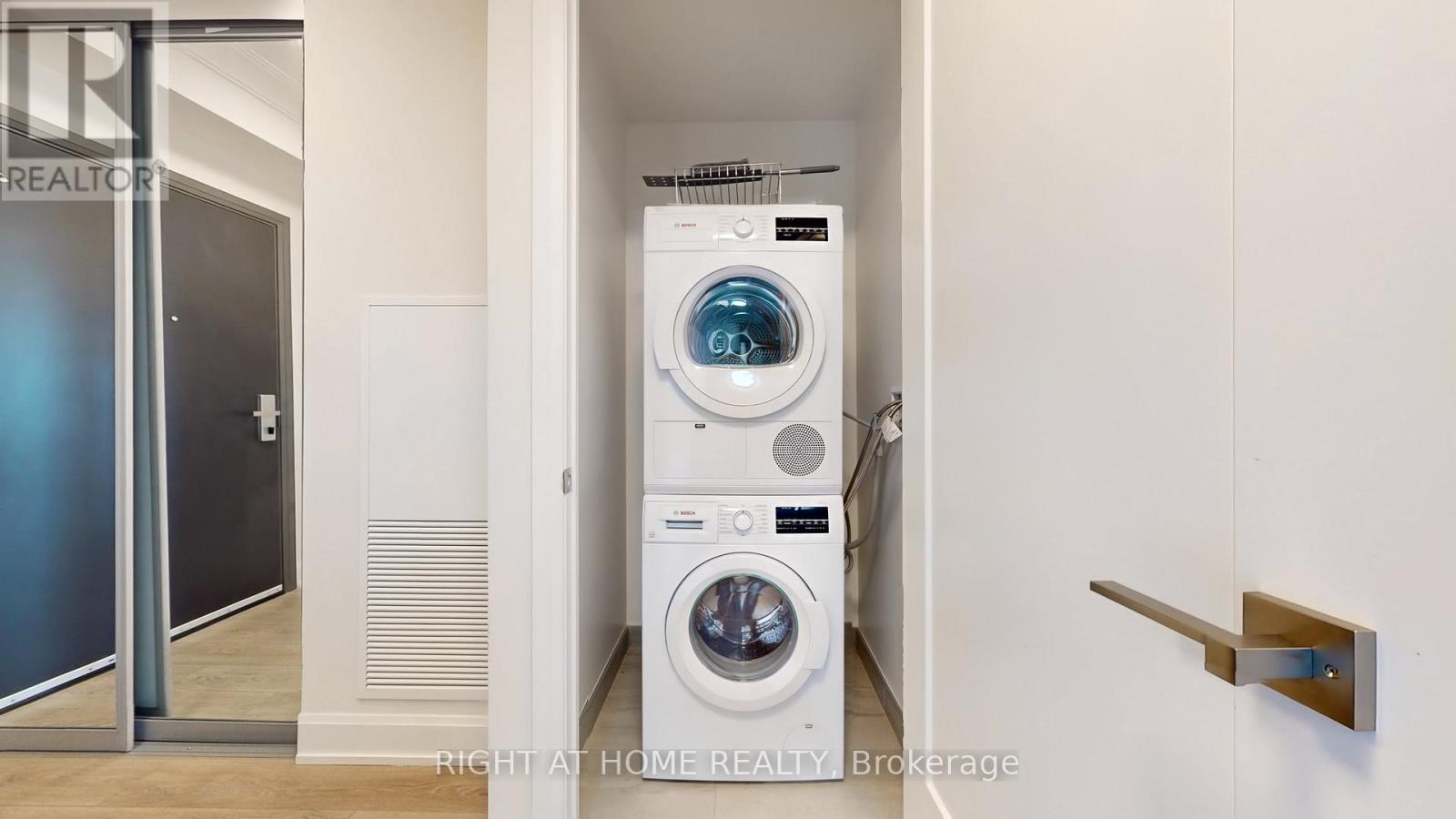 807 - 38 Water Walk Drive, Markham, Ontario  L3R 6M8 - Photo 28 - N12467385