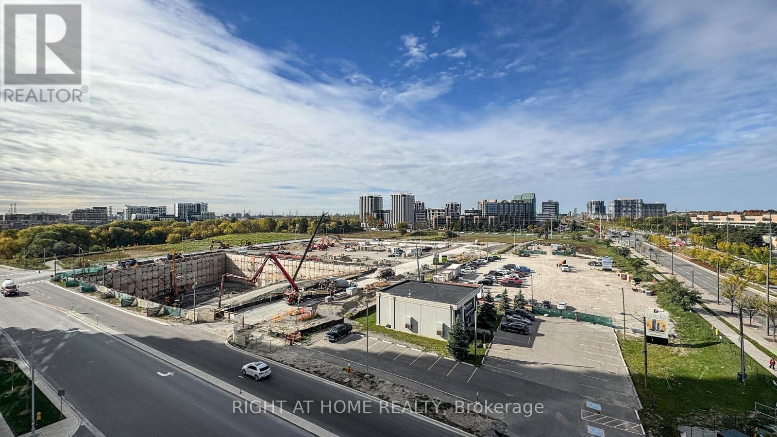 807 - 38 Water Walk Drive, Markham, Ontario  L3R 6M8 - Photo 38 - N12467385