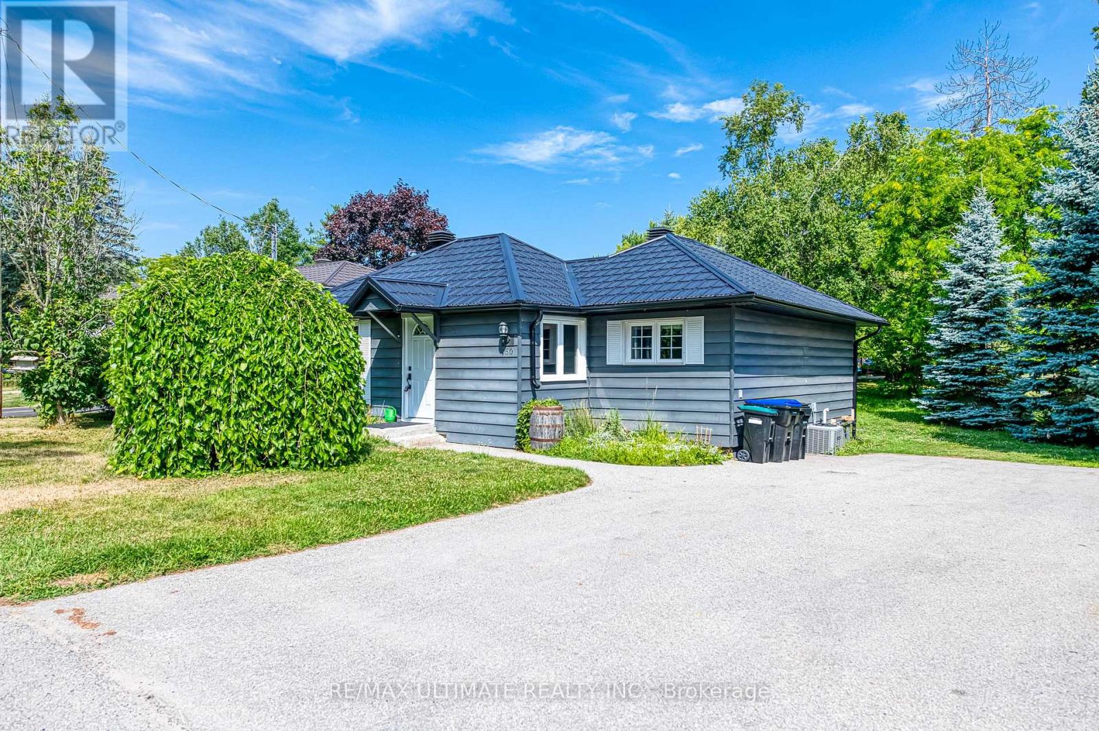 760 Florence Road, Innisfil, Ontario  L9S 2E2 - Photo 2 - N12467390