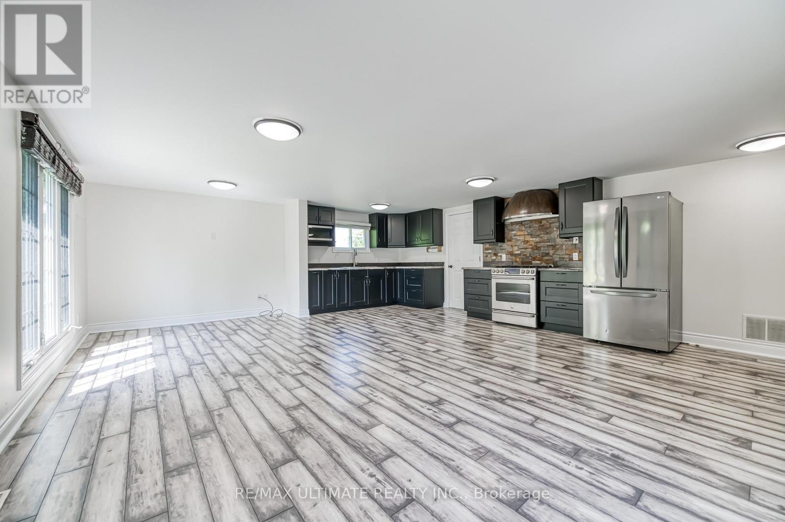 760 Florence Road, Innisfil, Ontario  L9S 2E2 - Photo 7 - N12467390